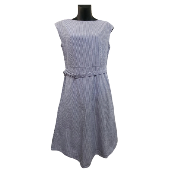 UNIQLO SEER SUCKER BLUE/WHITE FIT & FLARE DRESS - Picture 2 of 4